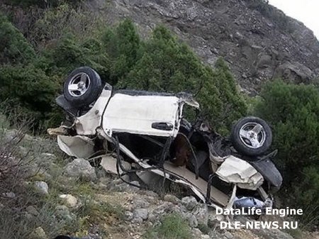 Şamaxıda avtomobilin dərəyə aşması nəticəsində yaralanan sərnişinin vəziyyəti ağırdır