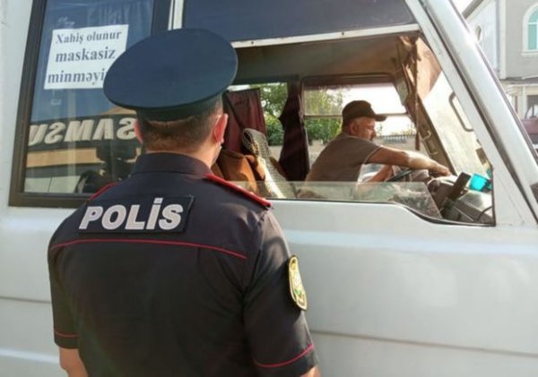 Polis Balakəndə ictimai nəqliyyatda və qapalı məkanlarda reyd keçirib - FOTO