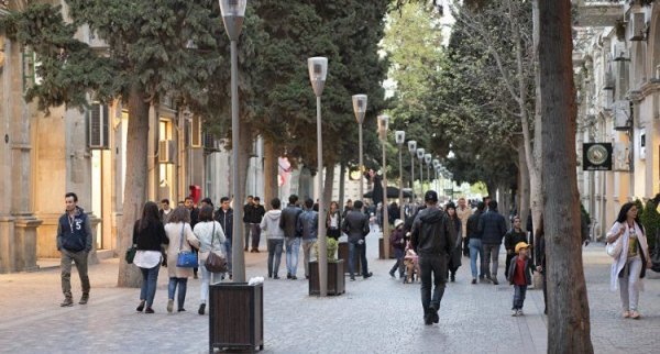 Bakı əhalisinin rəsmi sayı açıqlandı