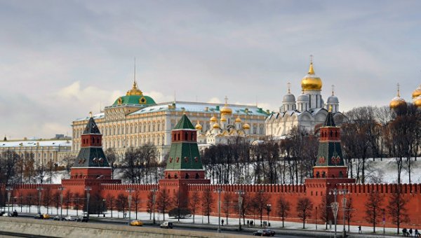 Moskvada güclü külək Kremlin divarını uçurdu