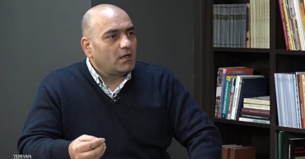 "Rusiyaya gülürlər, o, artıq dünya dövləti kimi mövcud deyil" - Avetisyan