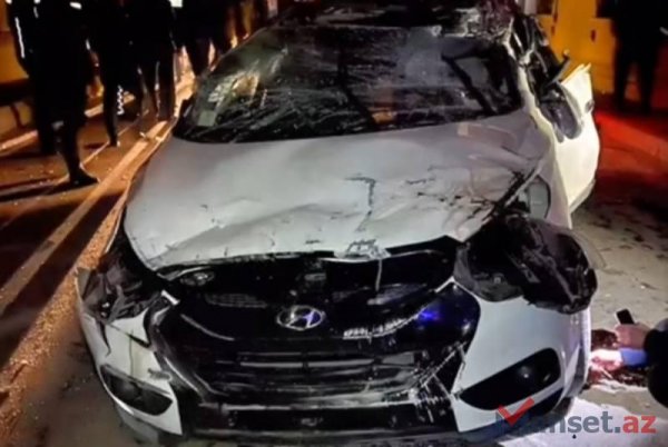 Bakıda gecə dirəyə çırpılan “Hyundai"da ölən polis əməkdaşı imiş - FOTOLAR