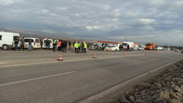 Azərbaycanda ağır yol QƏZASI - 4 ÖLÜ