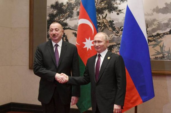 Vladimir Putin İlham Əliyevi təbrik ETDİ