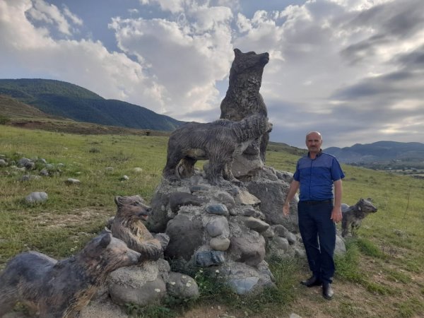 GÖYÇAYDA ŞƏHİD ATASI, OĞLUNUN YANINA TƏLƏSDİ "VƏFAT ETDİ"