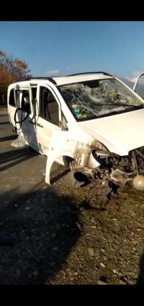 Şəkini Baş Göynük kəndində ağır yol qəzası